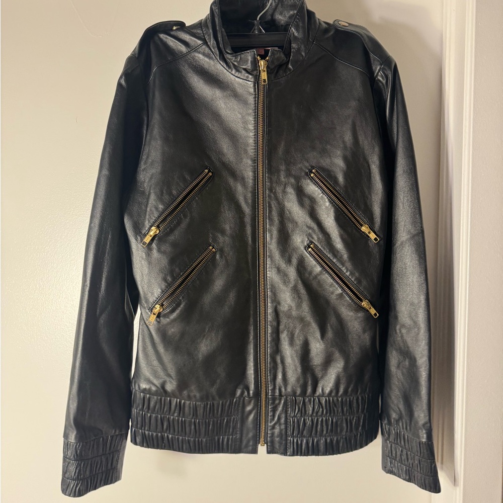 Women’s leather bomber jacket